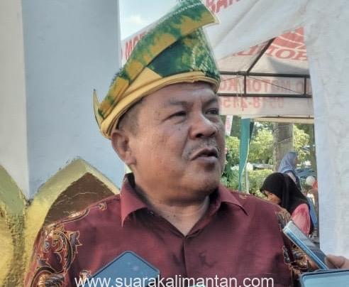 ab7a0143-d3de-41bb-a4c6-e370b74e84f8